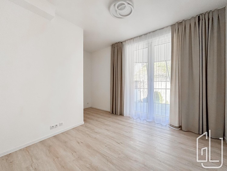 Pronájem bytu 3+kk 124 m² - foto 6