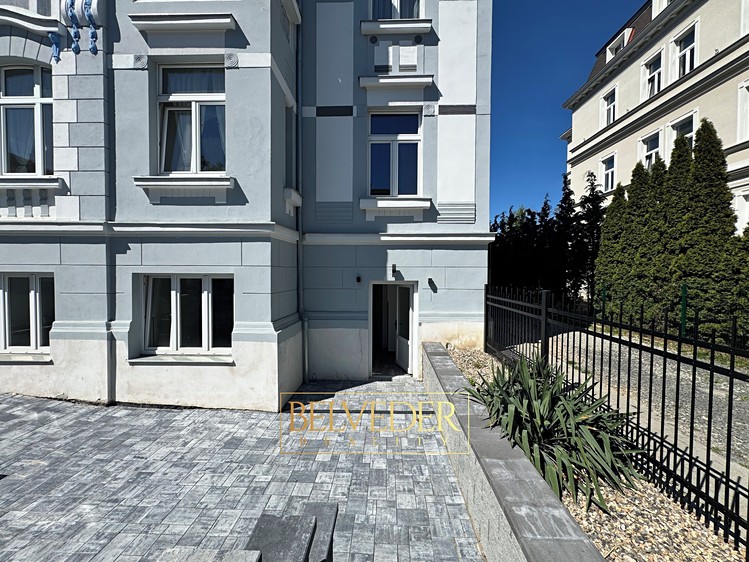 Pronájem bytu 2+kk 74 m² - foto 2