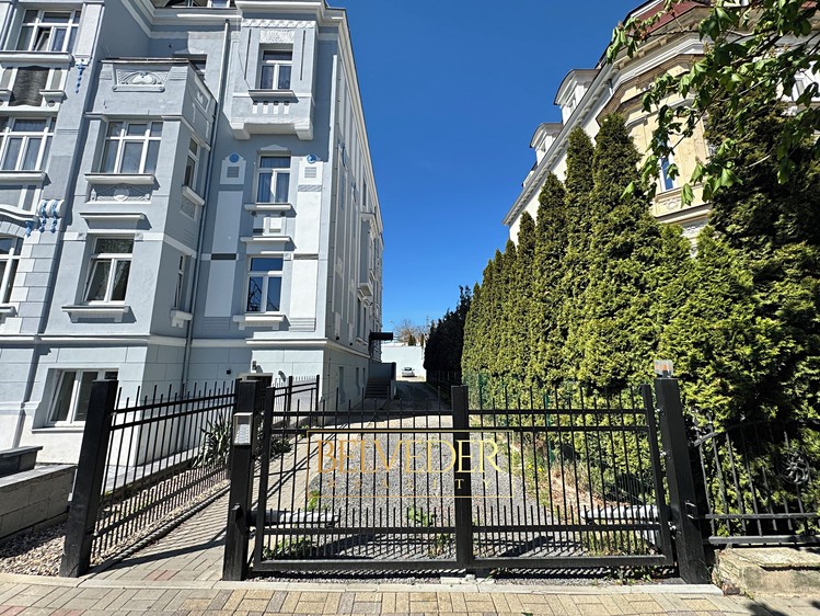 Pronájem bytu 2+kk 74 m² - foto 1