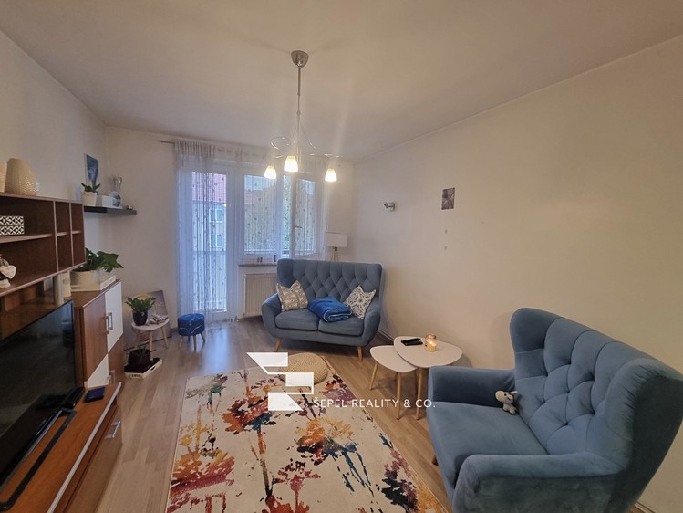 Pronájem bytu 2+1 58 m² - foto 2