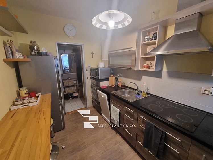 Pronájem bytu 2+1 58 m² - foto 4