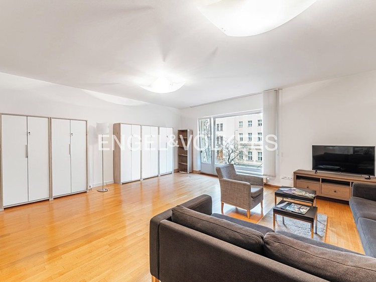 Pronájem bytu 4+kk 130 m² - foto 1