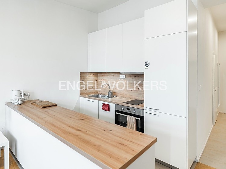 Pronájem bytu 2+kk 60 m² - foto 4