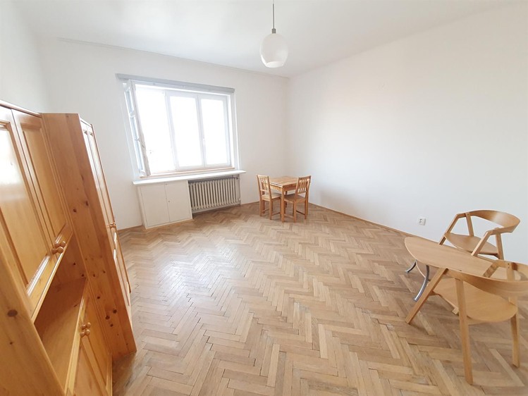 Pronájem bytu 1+kk 30 m² - foto 1