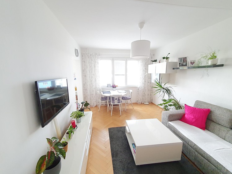 Pronájem bytu 2+1 52 m² - foto 2