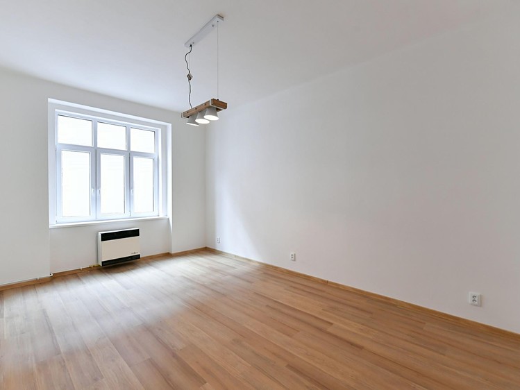 Pronájem bytu 3+kk 85 m² - foto 2
