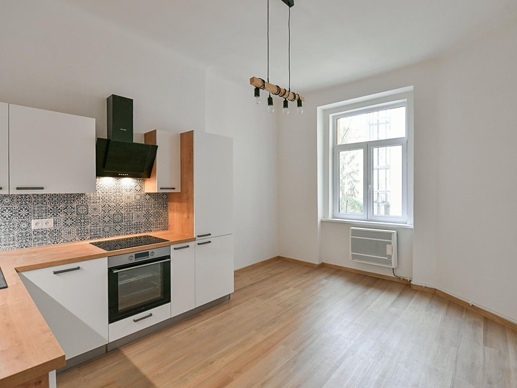 Pronájem bytu 3+kk 85 m² - foto 7