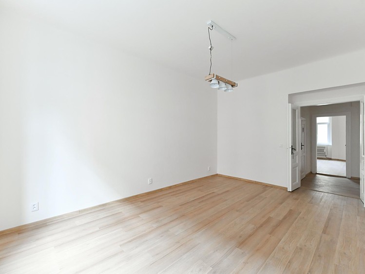 Pronájem bytu 3+kk 85 m² - foto 5