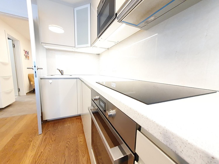 Pronájem bytu 2+kk 60 m² - foto 4