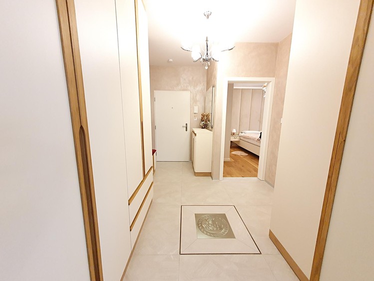 Pronájem bytu 2+kk 71 m² - foto 8