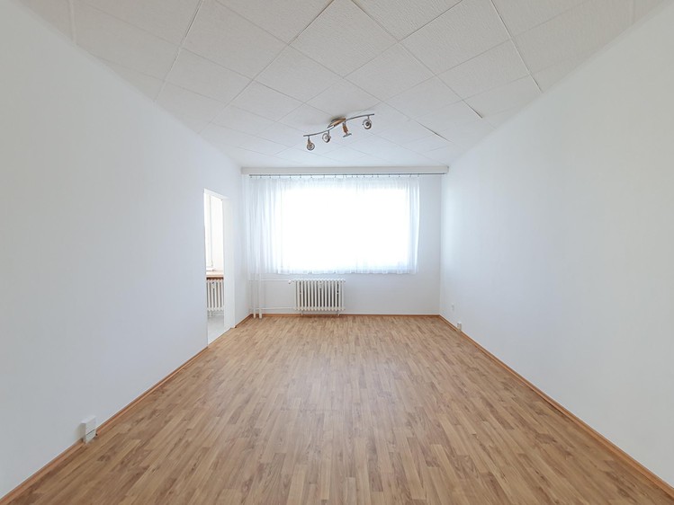 Pronájem bytu 1+1 30 m² - foto 2