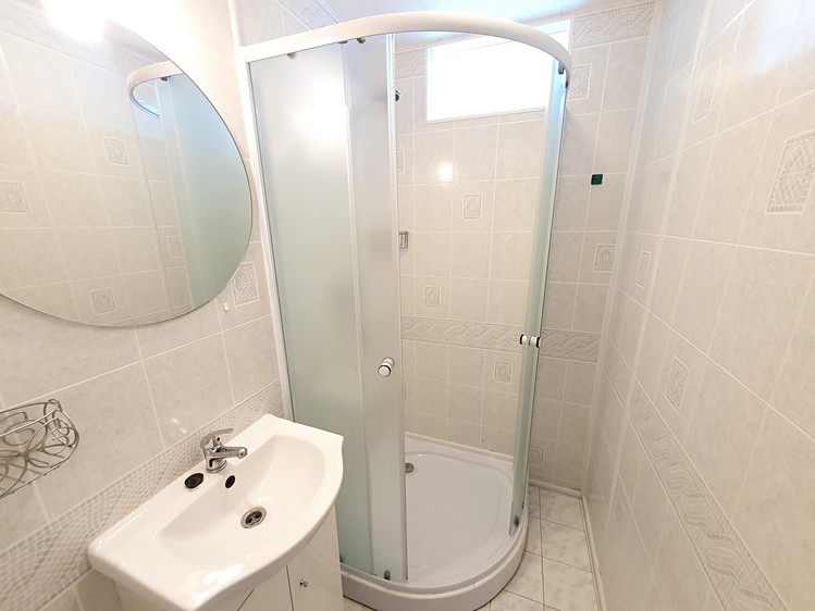 Pronájem bytu 1+1 30 m² - foto 8