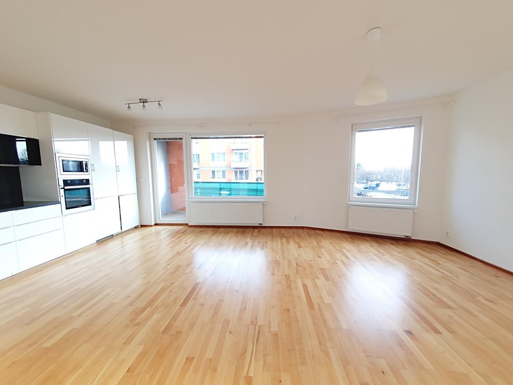 Pronájem bytu 4+kk 111 m² - foto 4