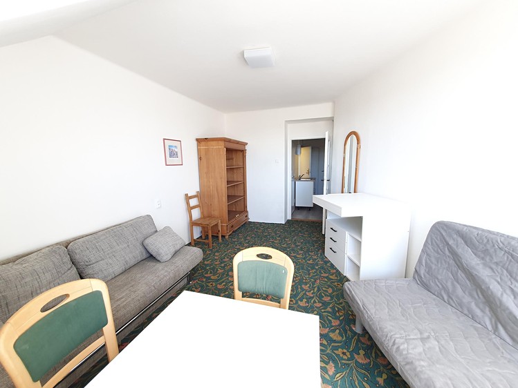 Pronájem bytu 2+1 50 m² - foto 2