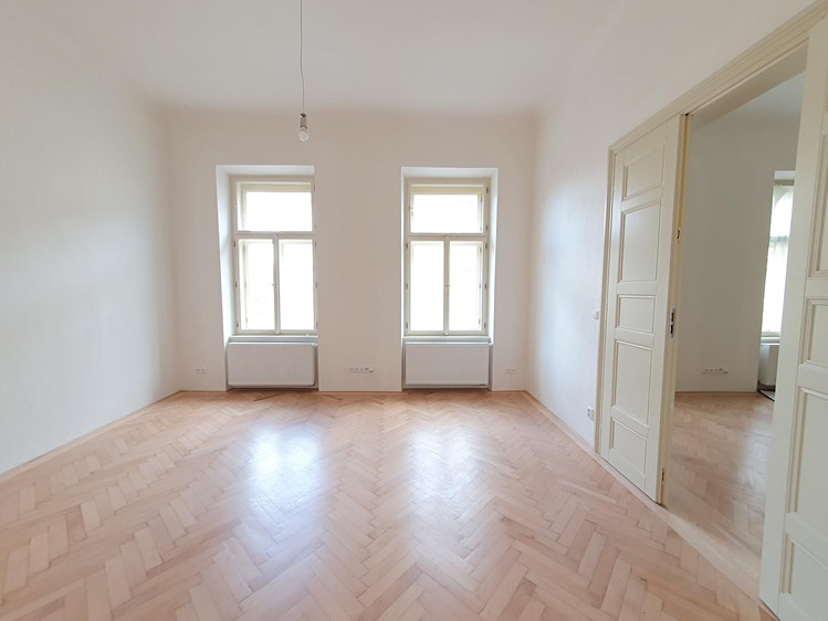 Pronájem bytu 3+kk 100 m² - foto 2