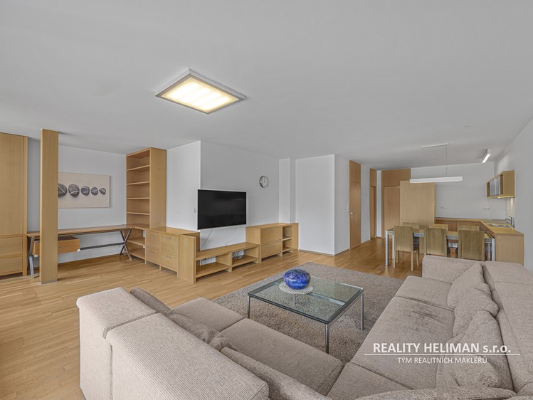 Pronájem bytu 2+kk 93 m² (Podkrovní) - foto 5
