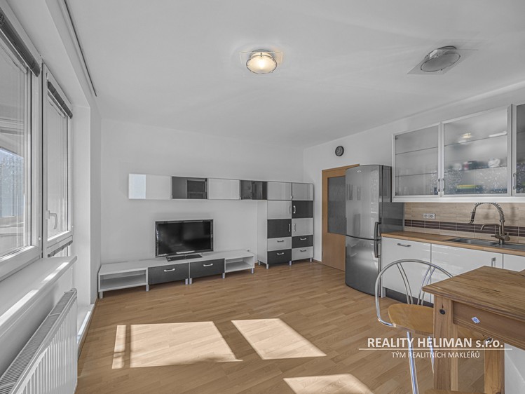 Pronájem bytu 2+kk 52 m² - foto 5