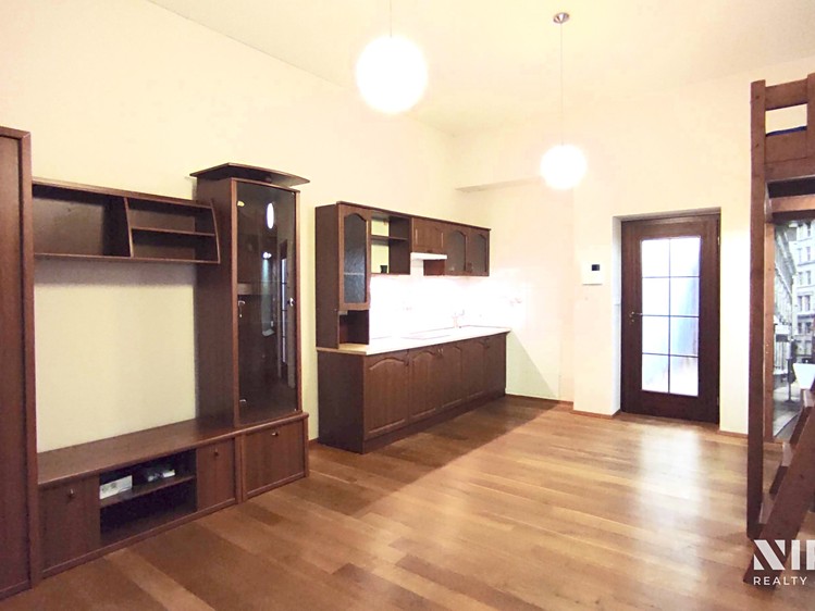 Pronájem bytu 1+kk 30 m² - foto 6