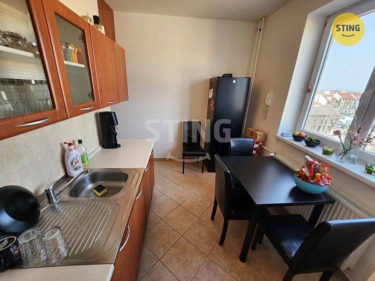 Pronájem bytu 2+1 55 m² - foto 2