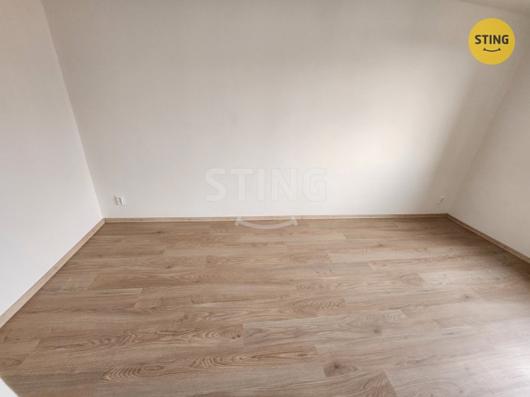 Pronájem bytu 2+1 50 m² - foto 6