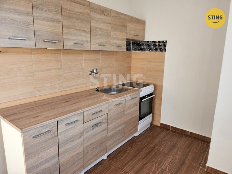 Pronájem bytu 2+1 48 m² - foto 2