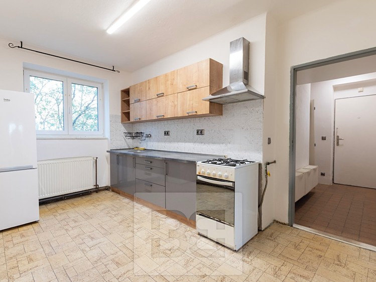 Pronájem bytu 2+1 55 m² - foto 1