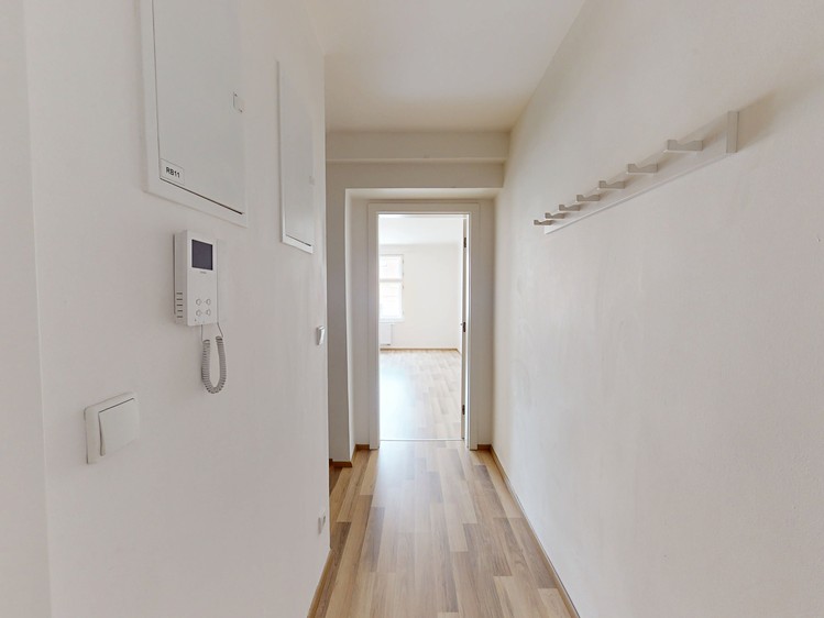 Pronájem bytu 2+1 65 m² - foto 2