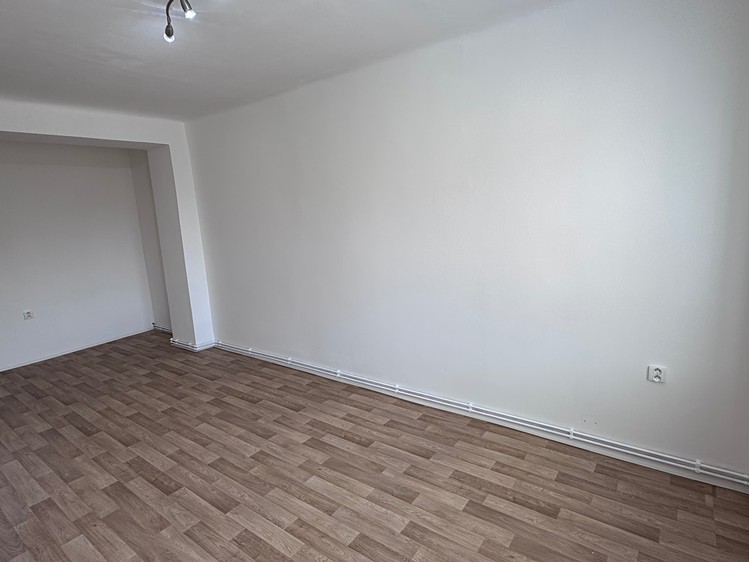 Pronájem bytu 2+1 57 m² - foto 7