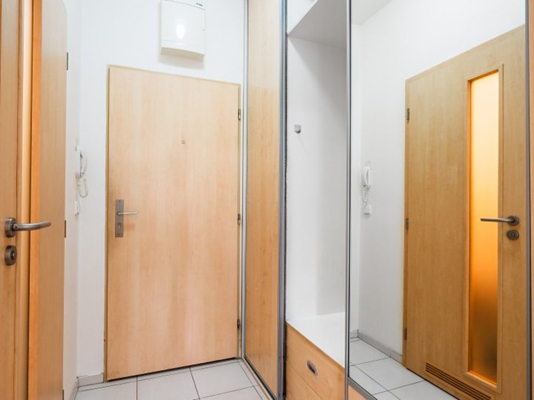 Pronájem bytu 1+kk 35 m² - foto 8