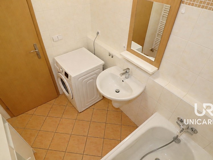 Pronájem bytu 2+kk 63 m² - foto 6