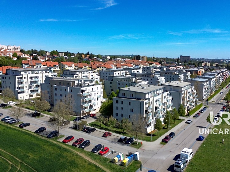 Pronájem bytu 2+kk 63 m² - foto 8