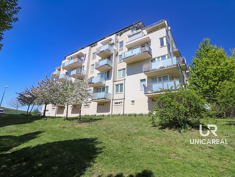 Pronájem bytu 2+kk 63 m² - foto 5