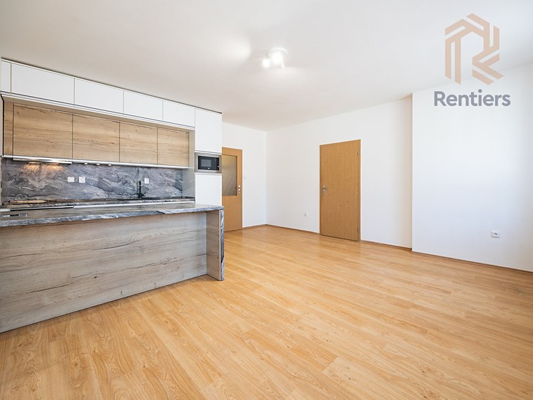 Pronájem bytu 2+kk 47 m² - foto 5