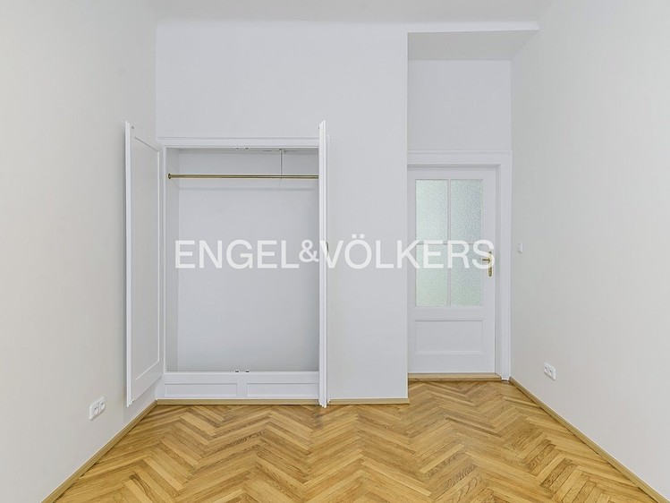 Pronájem bytu 3+1 105 m² - foto 5