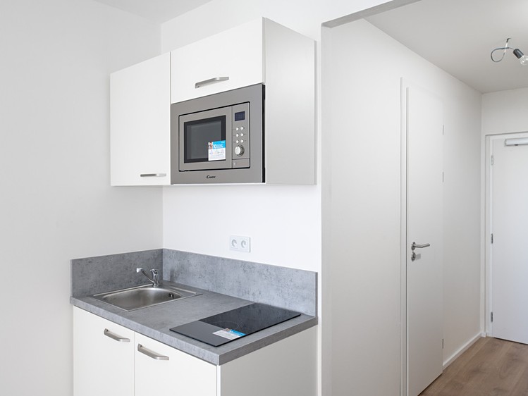 Pronájem bytu 1+kk 23 m² - foto 1