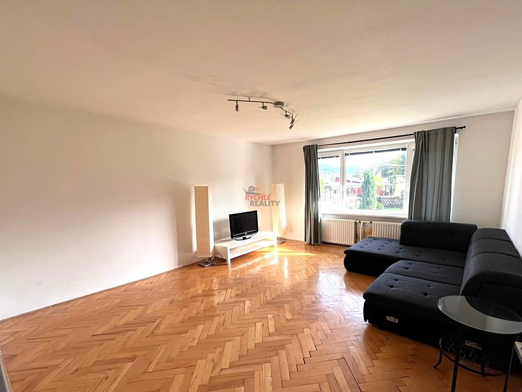 Pronájem bytu 2+1 85 m² - foto 1