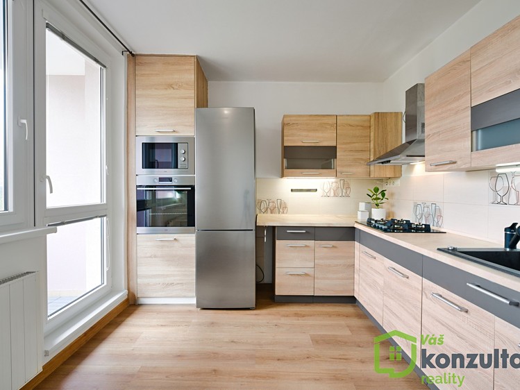 Pronájem bytu 2+1 60 m² - foto 3