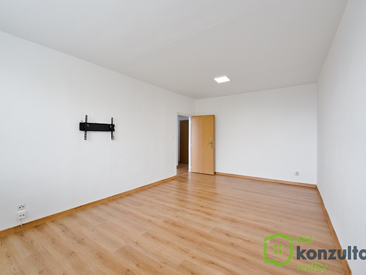 Pronájem bytu 2+1 60 m² - foto 7