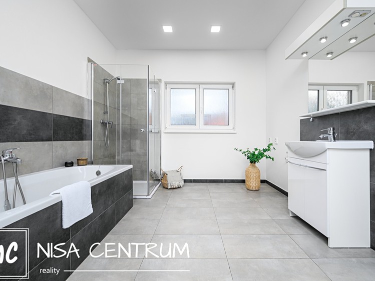 Pronájem bytu 3+kk 74 m² - foto 4