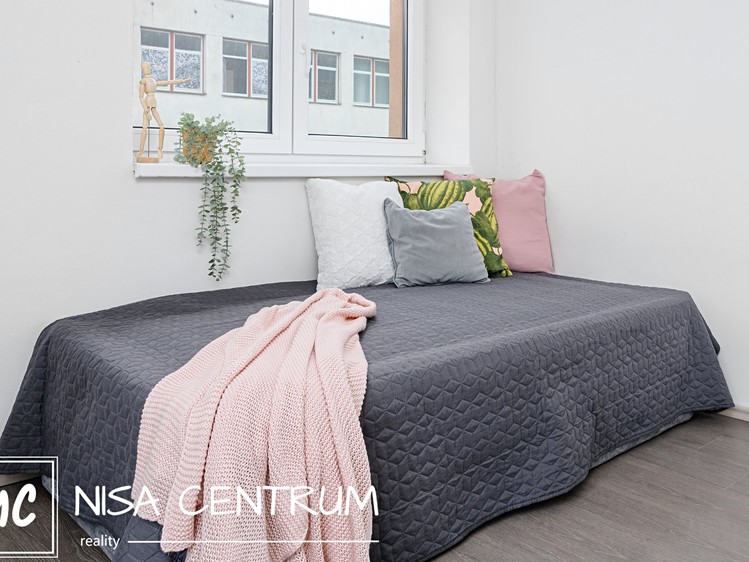 Pronájem bytu 3+kk 74 m² - foto 8