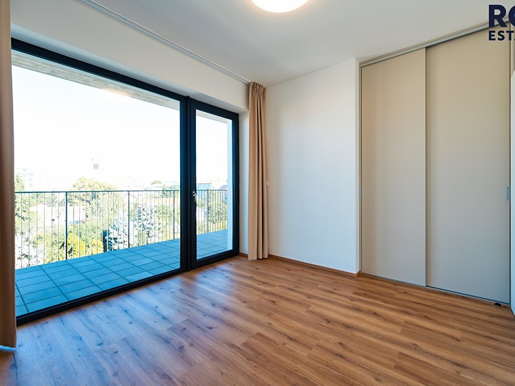 Pronájem bytu 2+kk 50 m² - foto 8