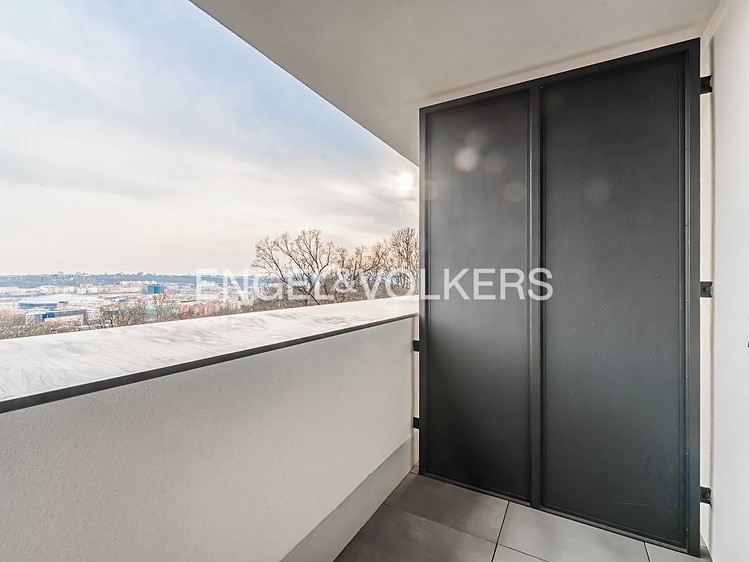Pronájem bytu 1+kk 44 m² - foto 2