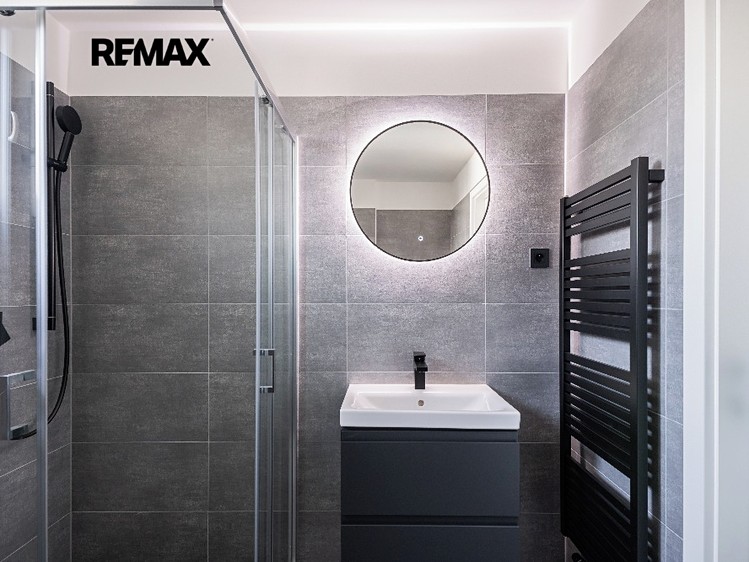 Pronájem bytu 2+kk 58 m² - foto 4