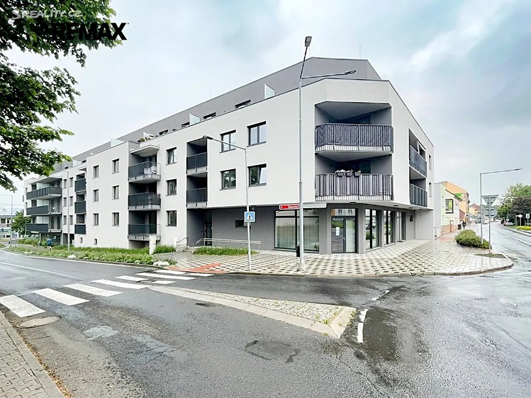Pronájem bytu 2+kk 58 m² - foto 8