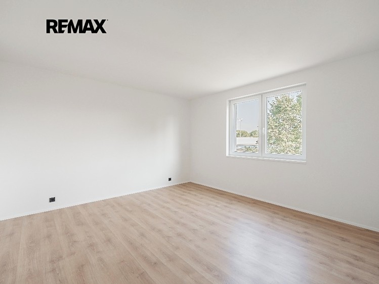 Pronájem bytu 2+kk 58 m² - foto 5