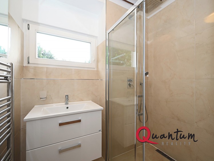 Pronájem bytu 1+1 39 m² - foto 4