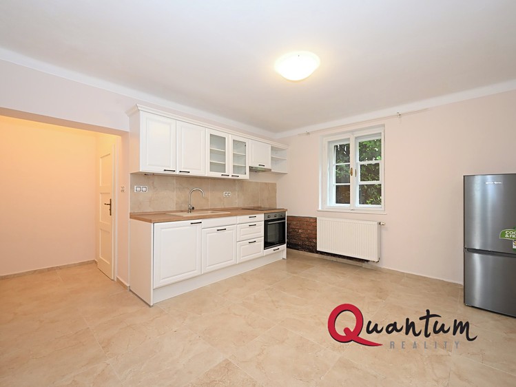 Pronájem bytu 1+1 39 m² - foto 1