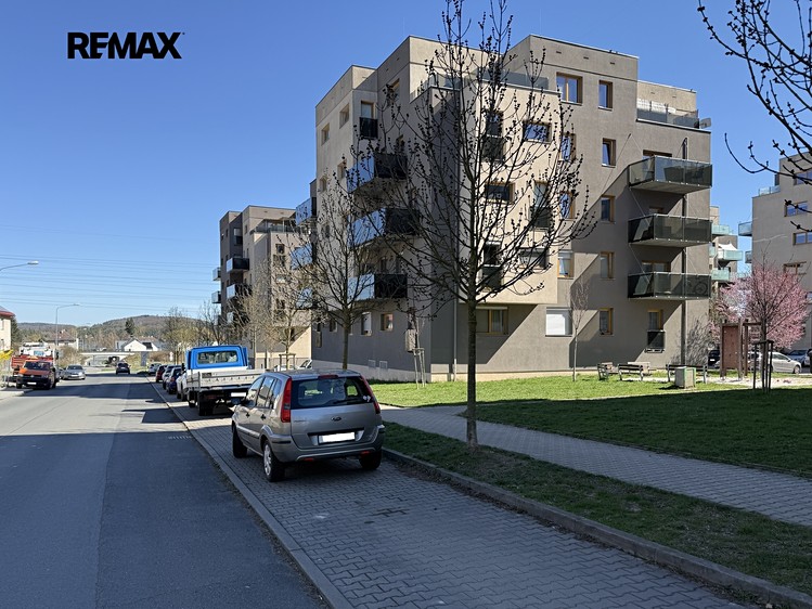 Pronájem bytu 3+kk 97 m² (Jednopodlažní) - foto 4