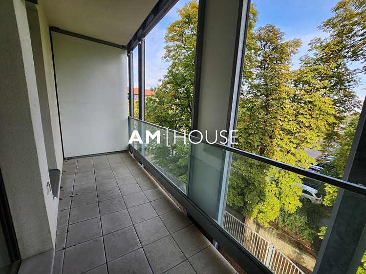 Pronájem bytu 3+kk 83 m² - foto 3