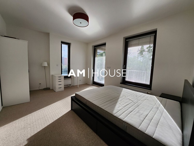 Pronájem bytu 3+kk 83 m² - foto 8